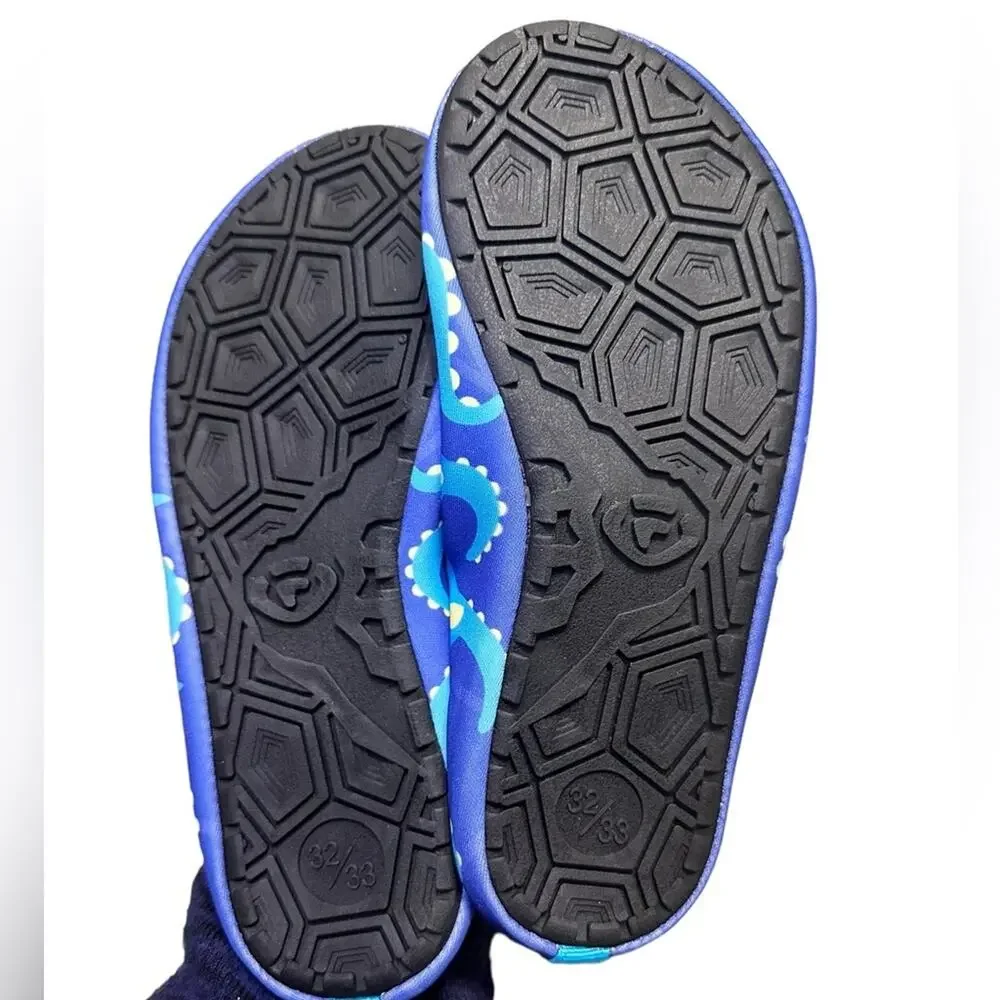Bergman Kelly Water Shoes for Kids New in Bag Size 1-2